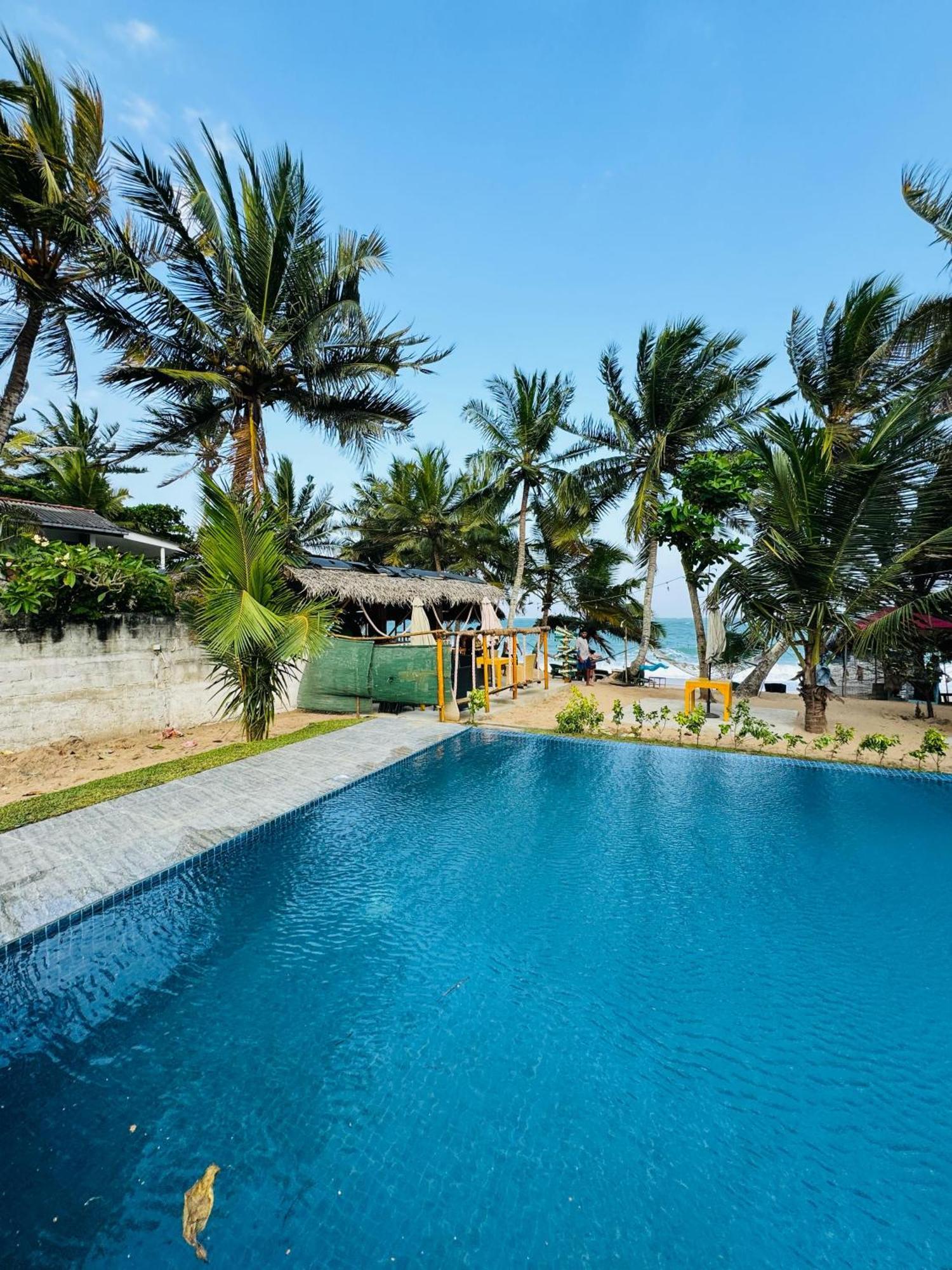 Frangipani Beach Villa Tangalle Exterior photo